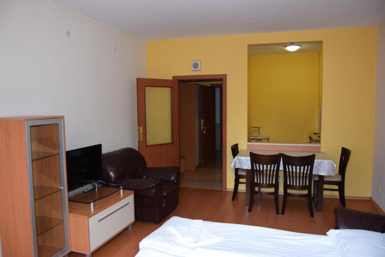Persey Flora Apartments Borovets Ngoại thất bức ảnh